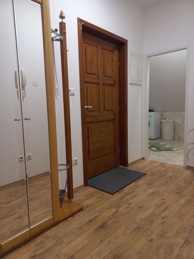 A-M Condominium Veszprém Eksteriør bilde