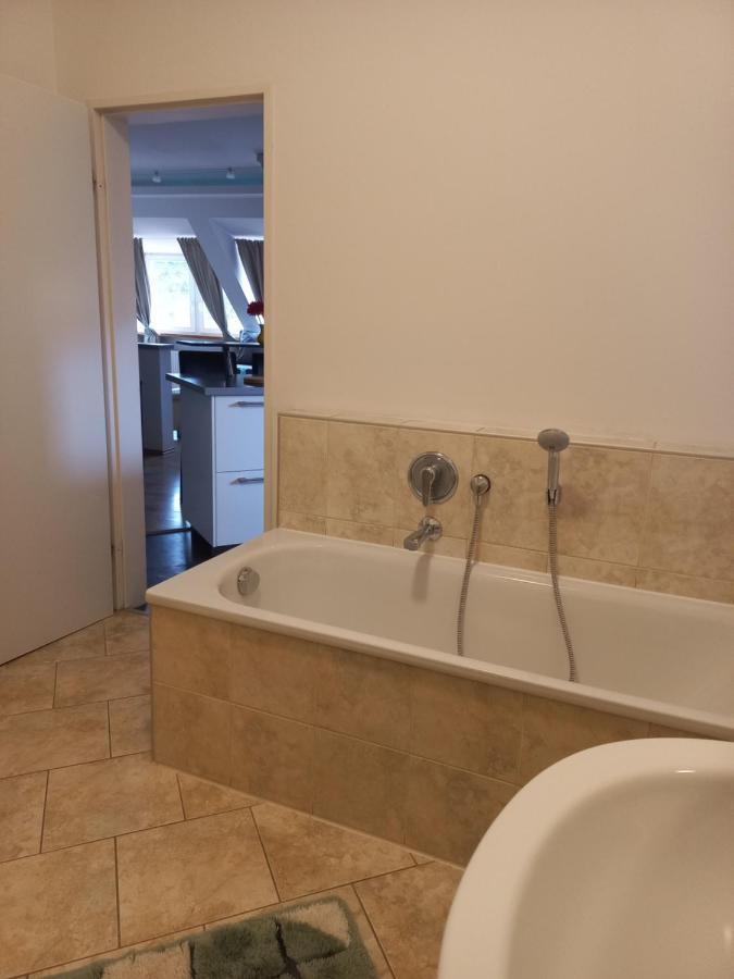 A-M Condominium Veszprém Eksteriør bilde